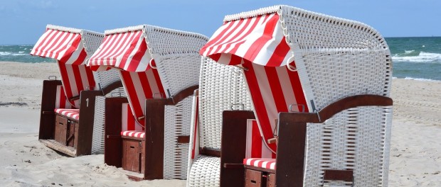 beach-chair-810561_1280